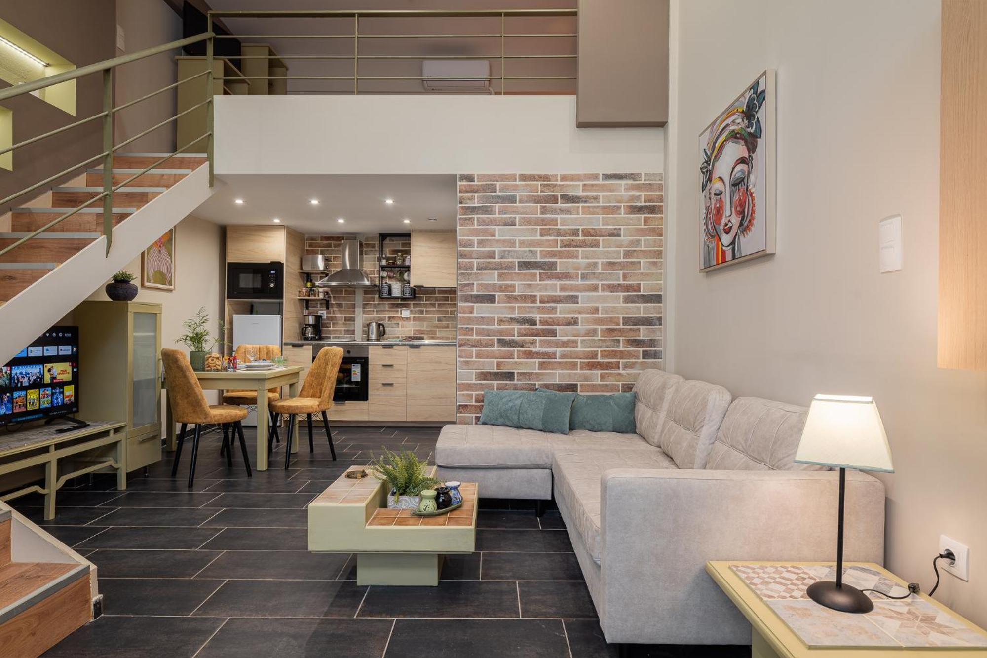 In The Center Of 'a Modern Loft' Appartement Athene